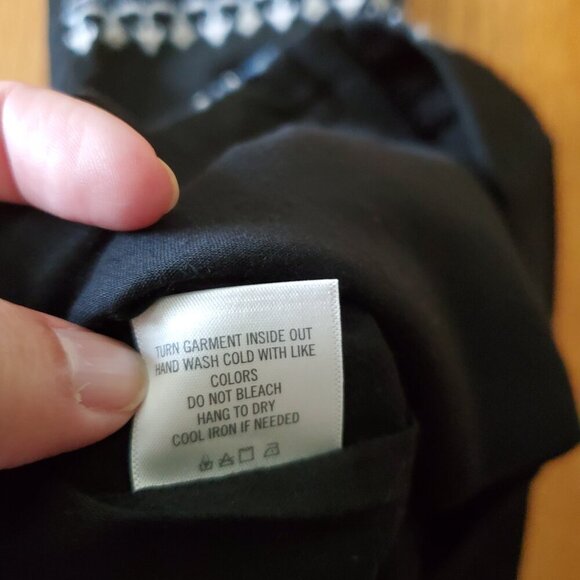 francesca's Beautiful BOHO Embroidered Linen Blend Skirt Size Med NWT - Picture 15 of 15